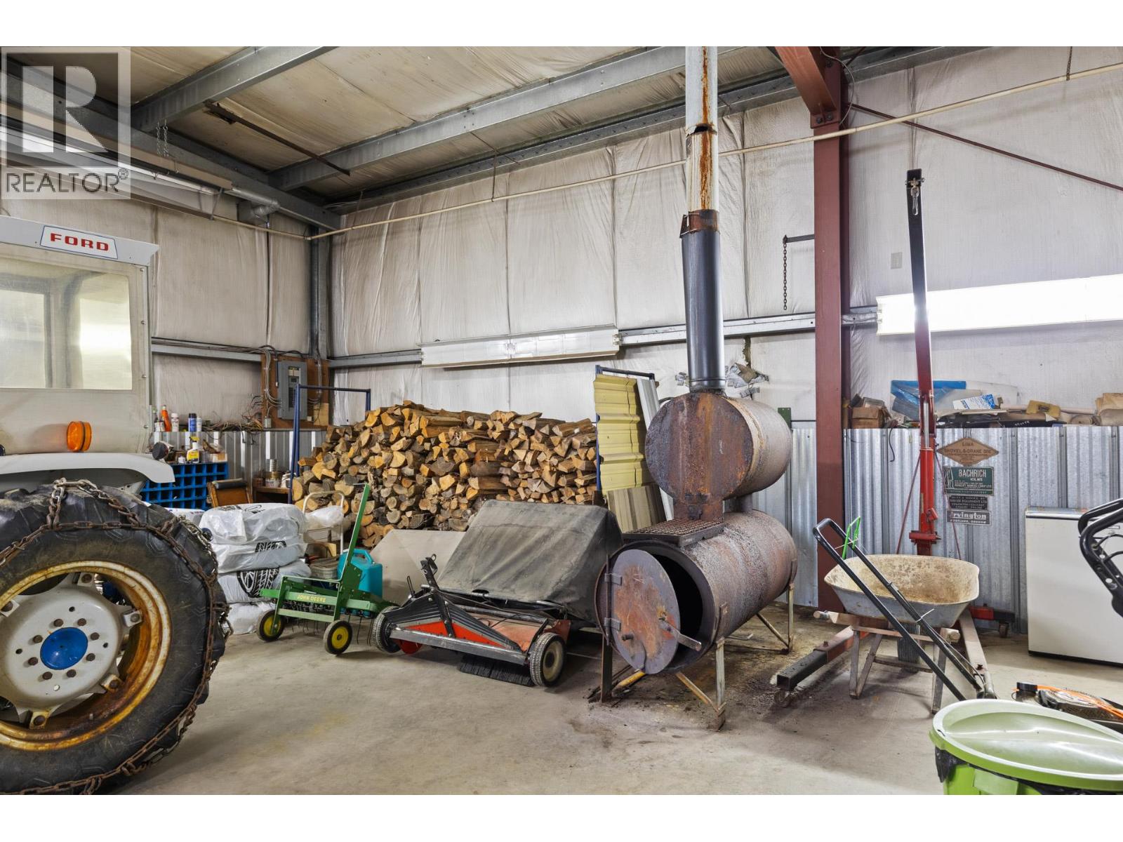 6210 50 Street Ne, Salmon Arm, British Columbia  V1E 3A6 - Photo 52 - 10370155