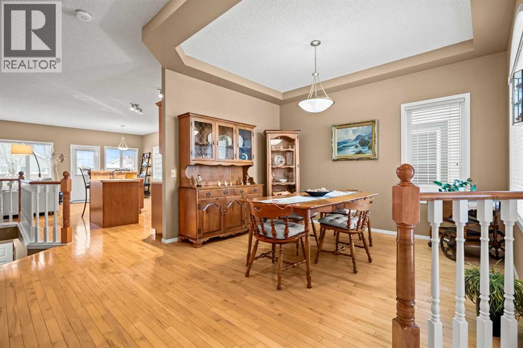 101 Chaparral Villas Se, Calgary, Alberta  T2X 3N4 - Photo 2 - A2272601