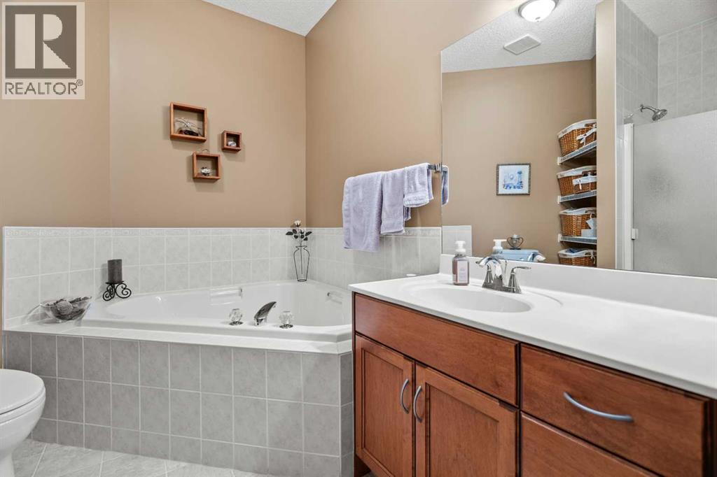 101 Chaparral Villas Se, Calgary, Alberta  T2X 3N4 - Photo 24 - A2272601