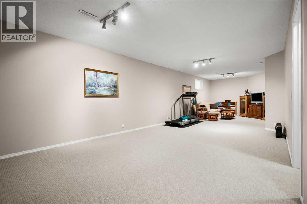 101 Chaparral Villas Se, Calgary, Alberta  T2X 3N4 - Photo 31 - A2272601