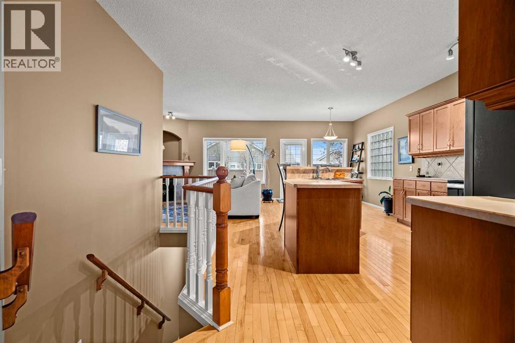 101 Chaparral Villas Se, Calgary, Alberta  T2X 3N4 - Photo 7 - A2272601