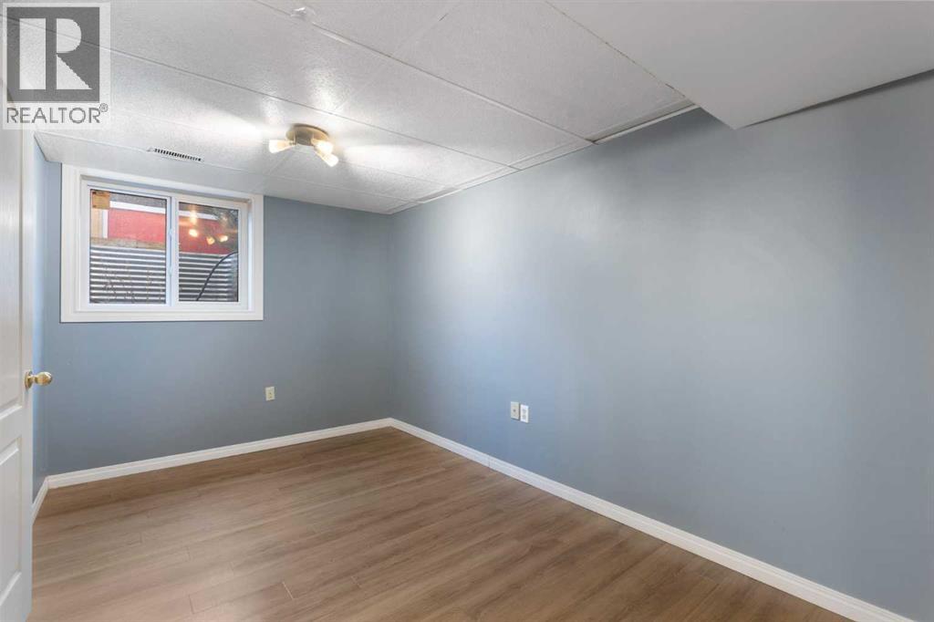 159 Brookgreen Drive Sw, Calgary, Alberta  T2W 2W4 - Photo 31 - A2272184