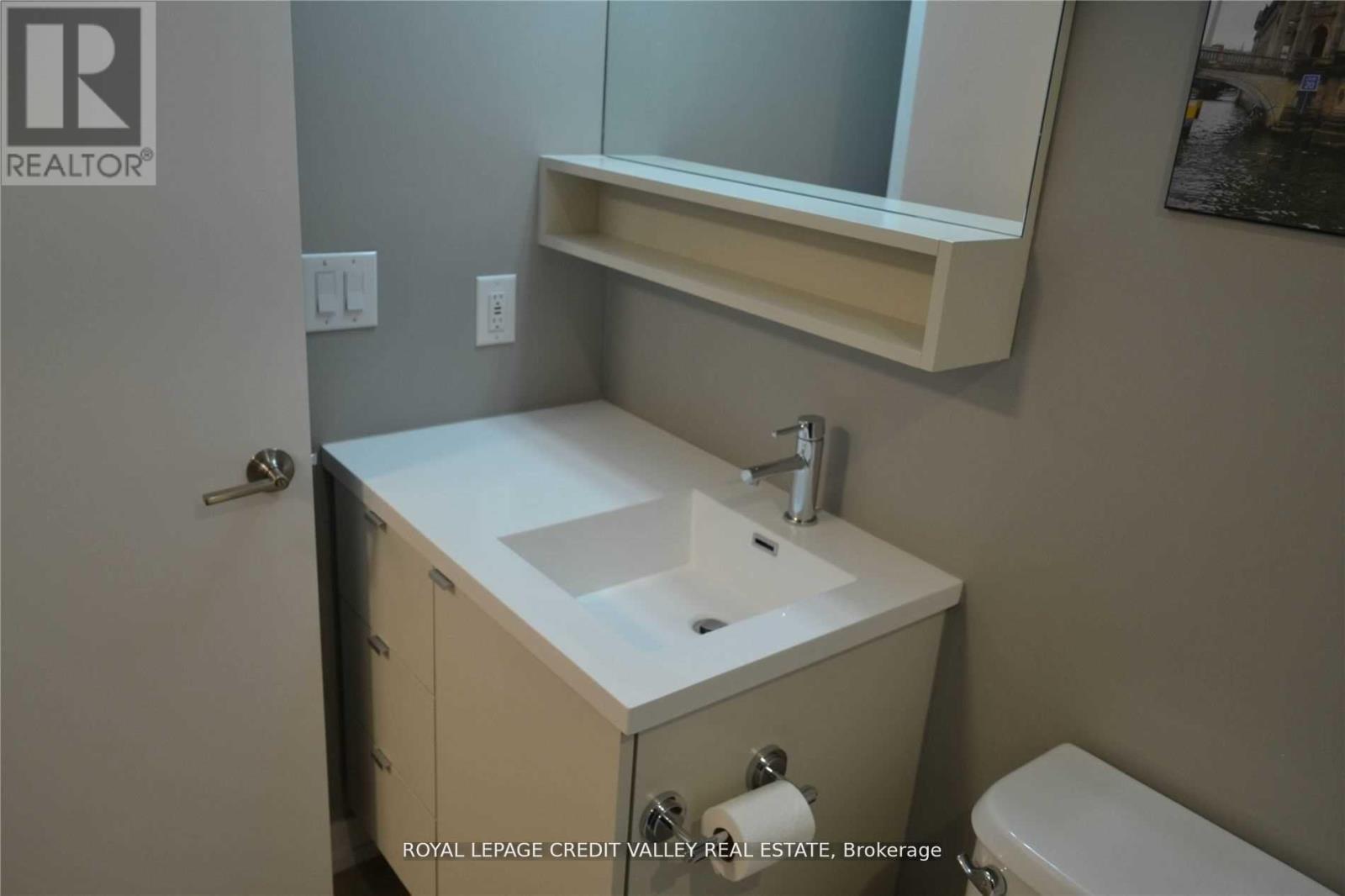 320 - 457 Plains Road E, Burlington, Ontario  L7T 2E2 - Photo 27 - W12586772