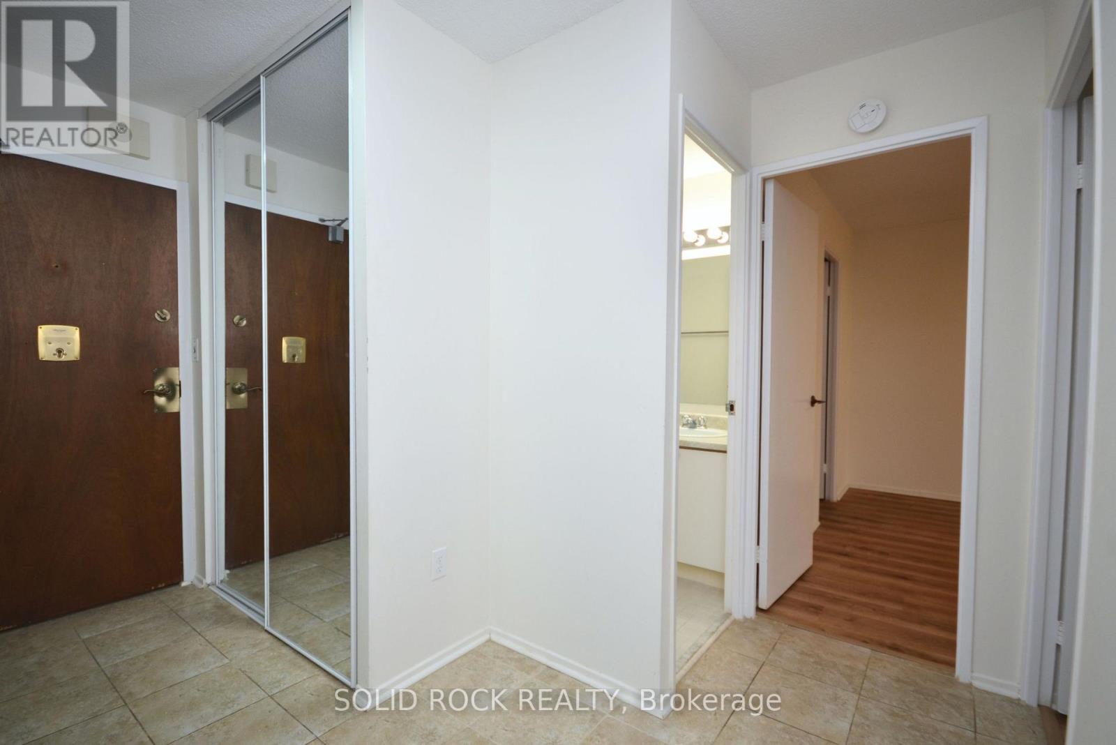 607 - 1025 Richmond Road, Ottawa, Ontario K2B 8G8 - Photo 11 - X12586846