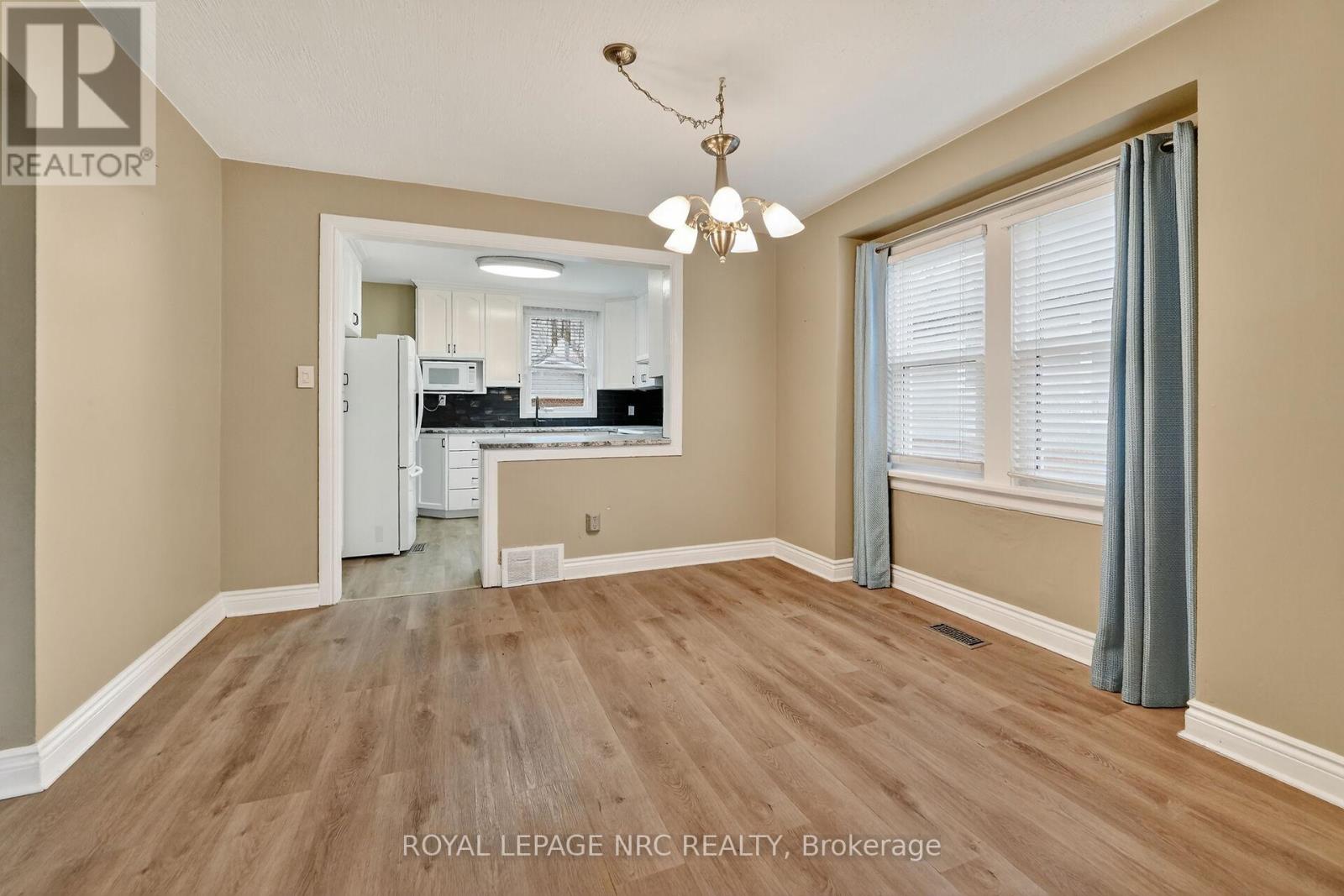 25 Almond Street, Welland, Ontario  L3B 3P6 - Photo 12 - X12586888