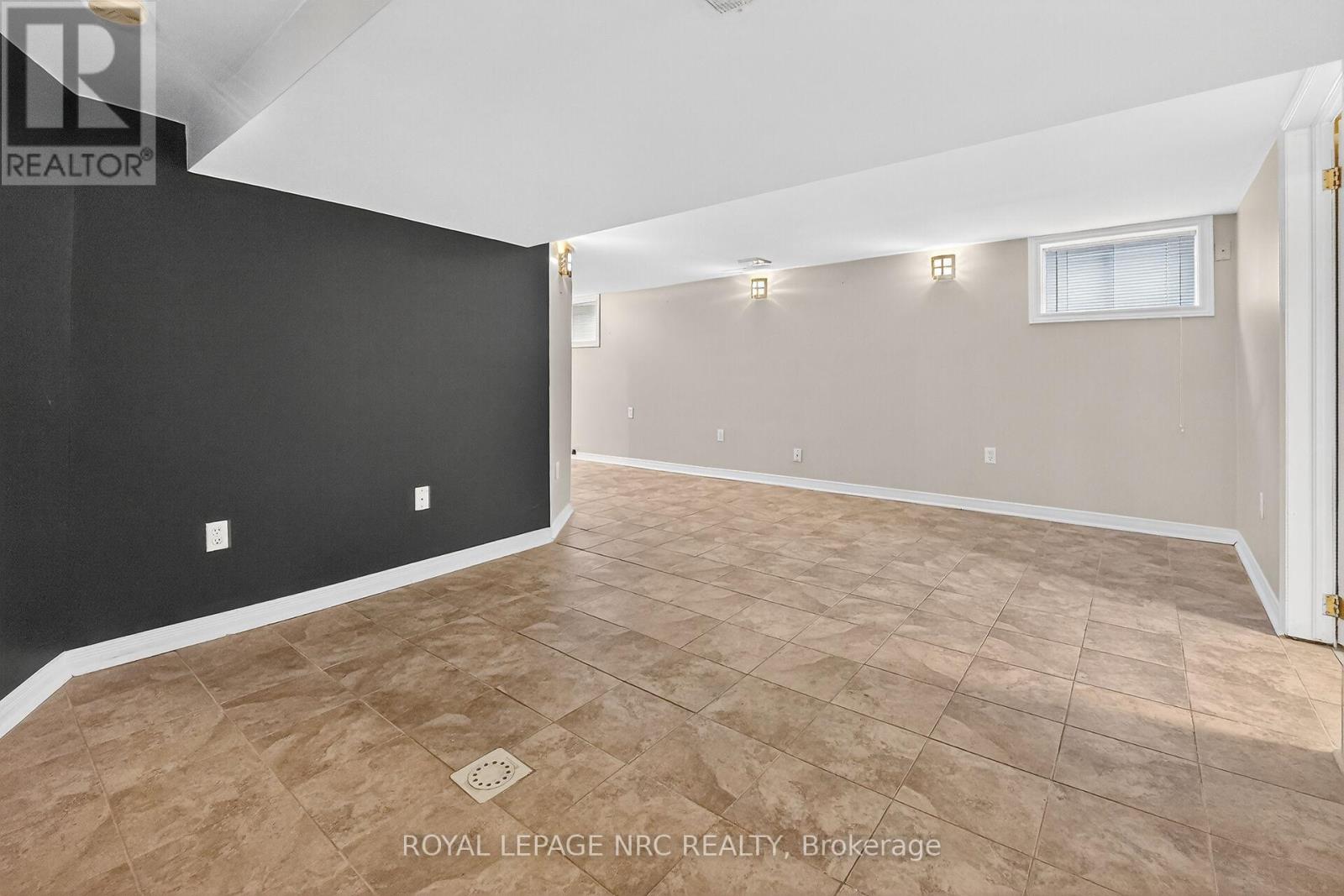 25 Almond Street, Welland, Ontario  L3B 3P6 - Photo 28 - X12586888