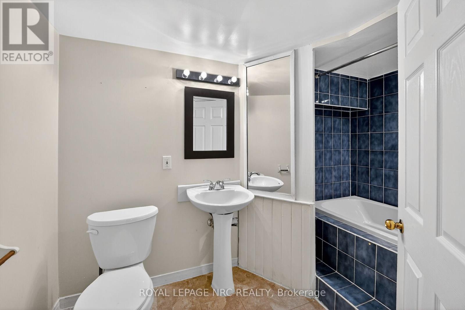 25 Almond Street, Welland, Ontario  L3B 3P6 - Photo 31 - X12586888