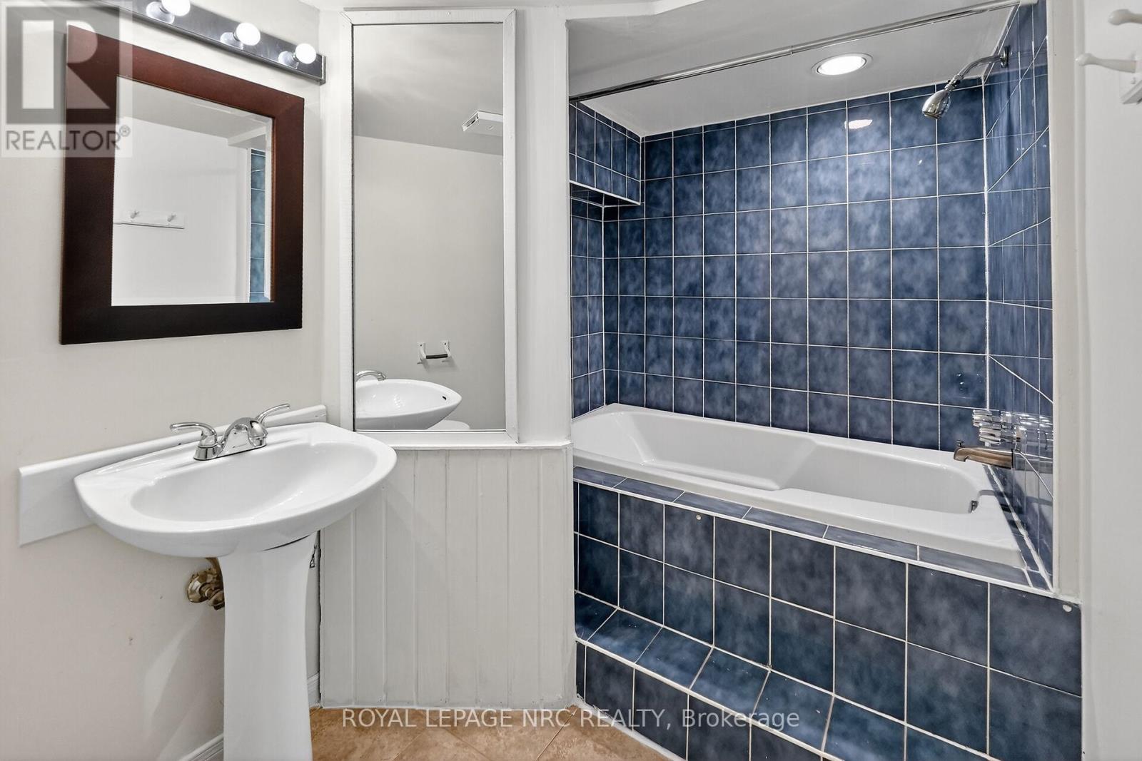 25 Almond Street, Welland, Ontario  L3B 3P6 - Photo 32 - X12586888