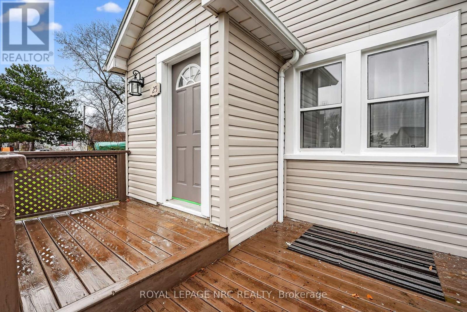 25 Almond Street, Welland, Ontario  L3B 3P6 - Photo 4 - X12586888