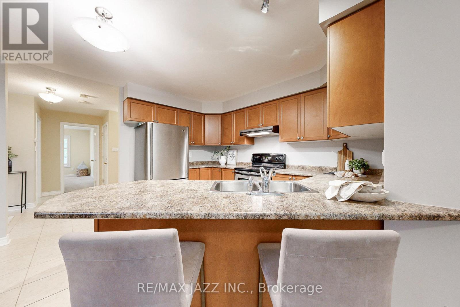 9 - 350 Lakebreeze Drive, Clarington, Ontario  L1B 0A2 - Photo 11 - E12586842