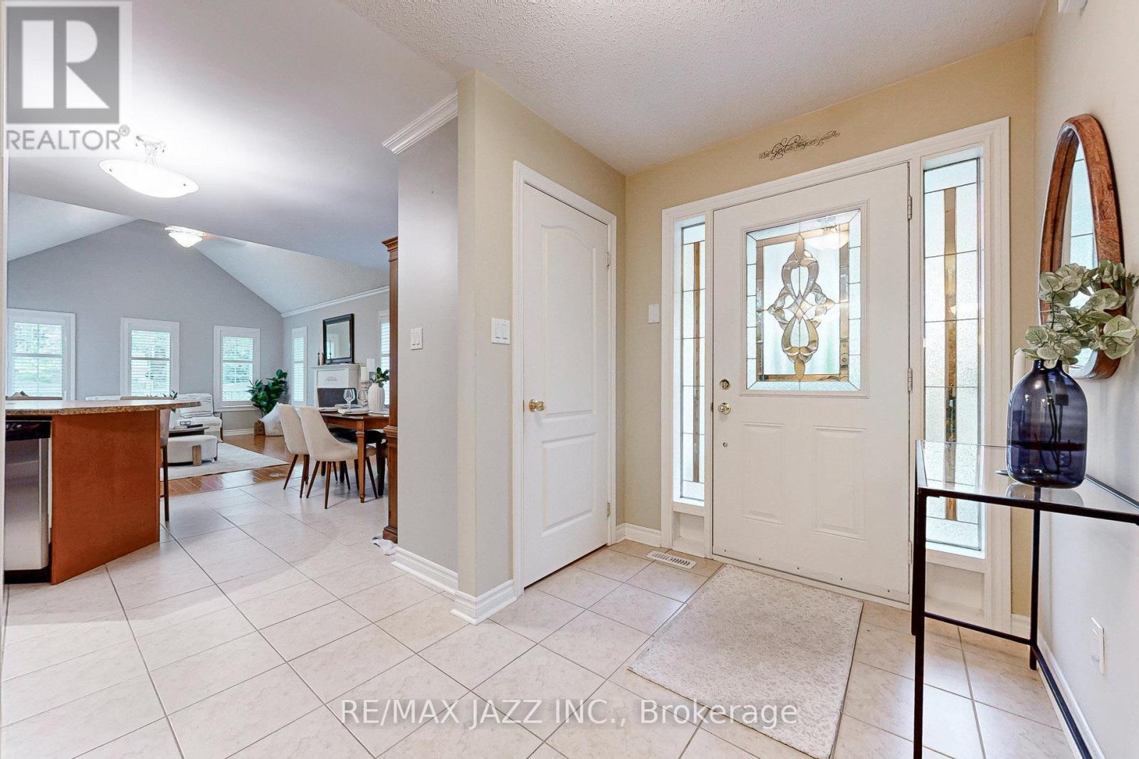 9 - 350 Lakebreeze Drive, Clarington, Ontario  L1B 0A2 - Photo 7 - E12586842