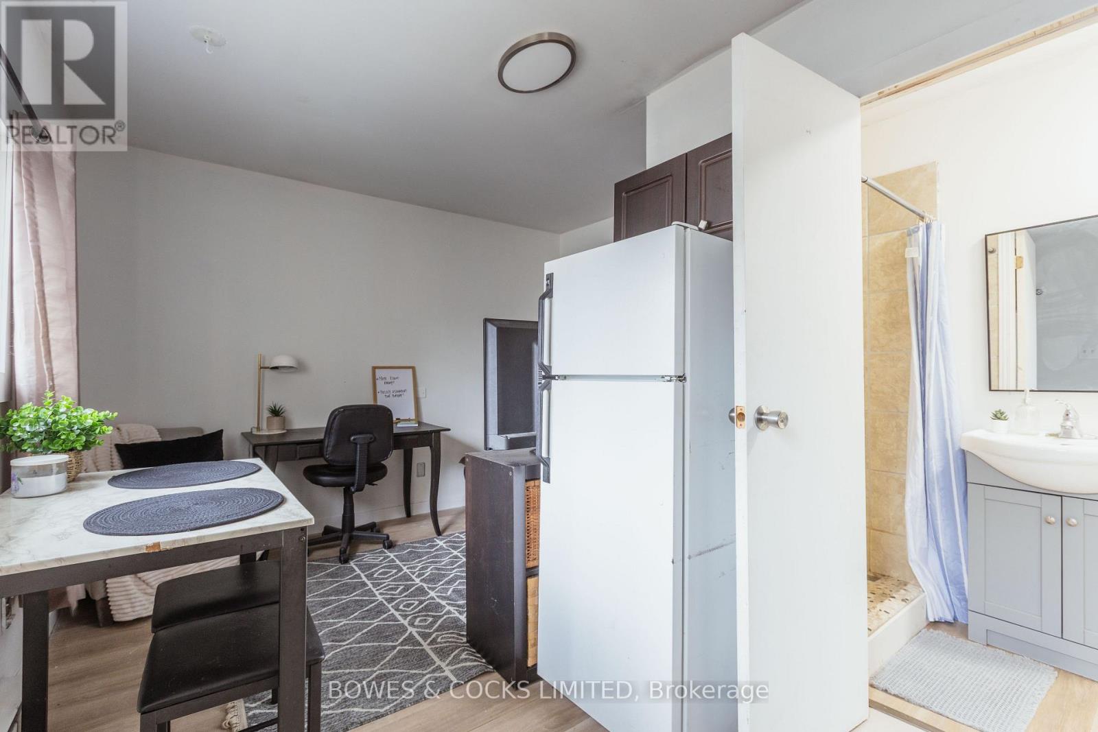 1049 High Street, Peterborough, Ontario K9J 5R8 - Photo 37 - X12586844