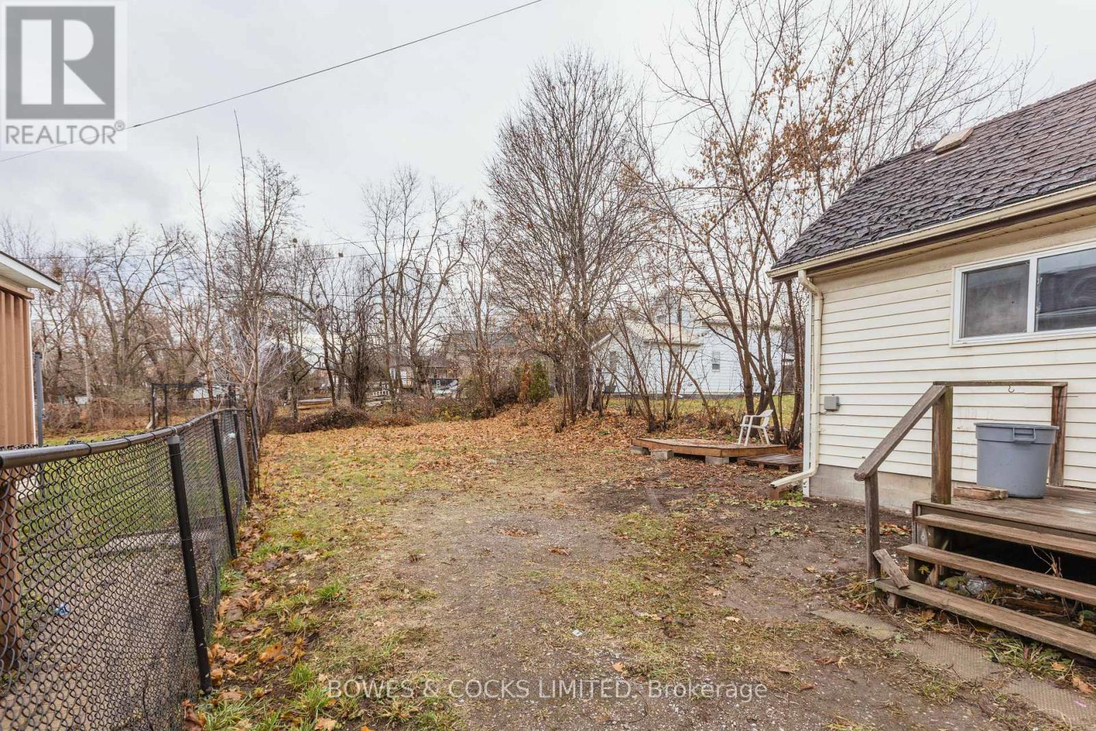 1049 High Street, Peterborough, Ontario K9J 5R8 - Photo 40 - X12586844