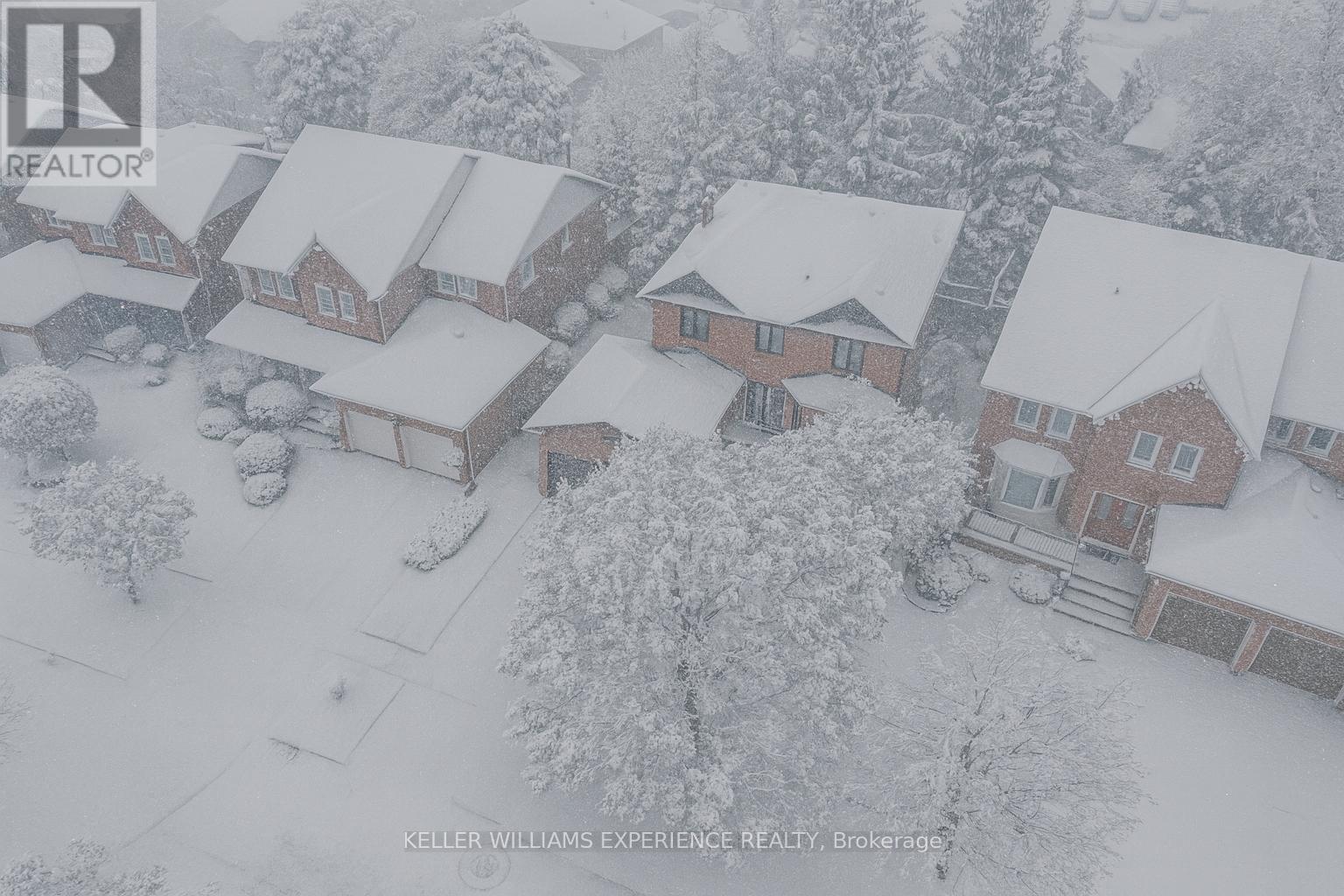 22 River Ridge Road, Barrie, Ontario L4N 7G2 - Photo 5 - S12526934