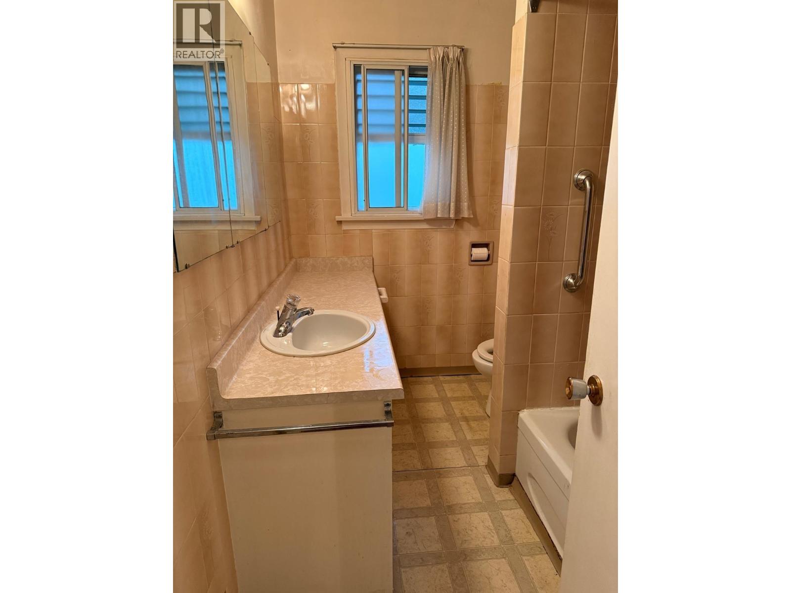 3140 E 52nd Avenue, Vancouver, British Columbia  V5S 1T8 - Photo 11 - R3069445