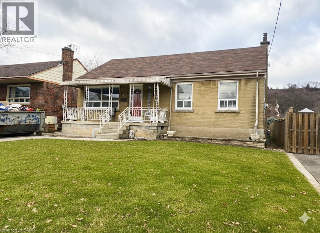 140 Stewartdale Avenue, Hamilton, Ontario  L8K 4P5 - Photo 2 - 40791032