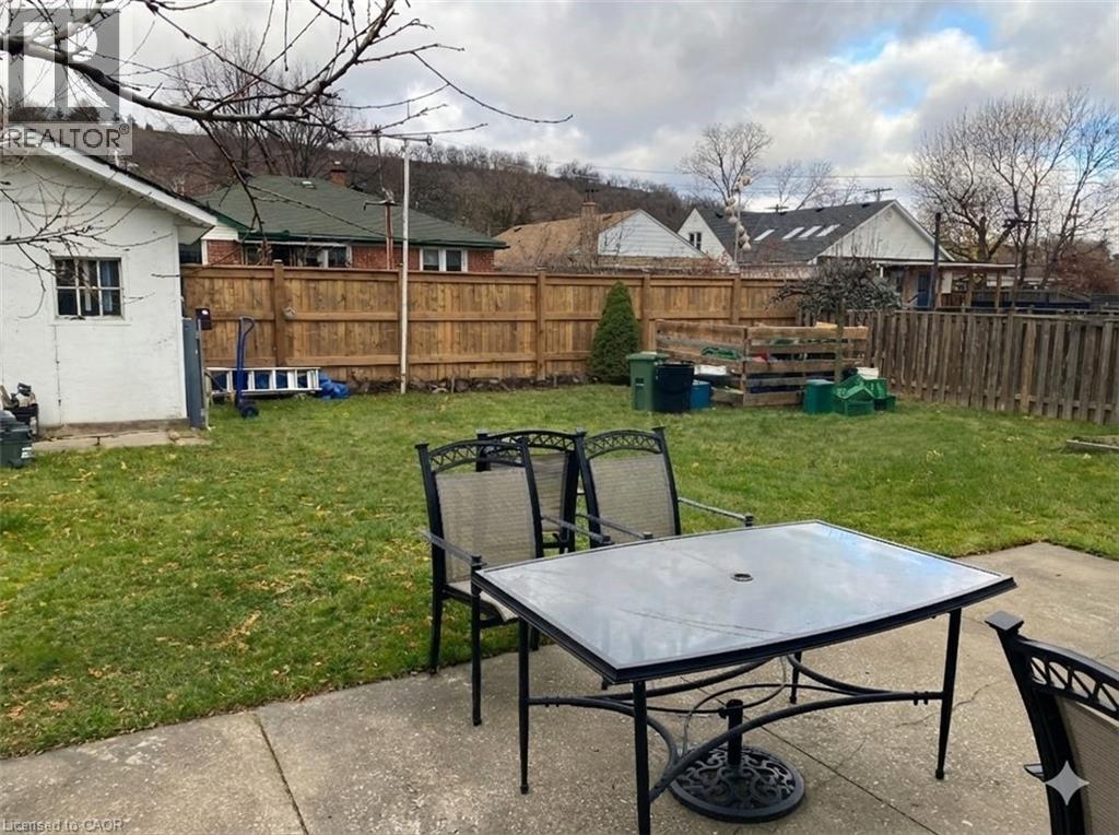 140 Stewartdale Avenue, Hamilton, Ontario  L8K 4P5 - Photo 13 - 40791032