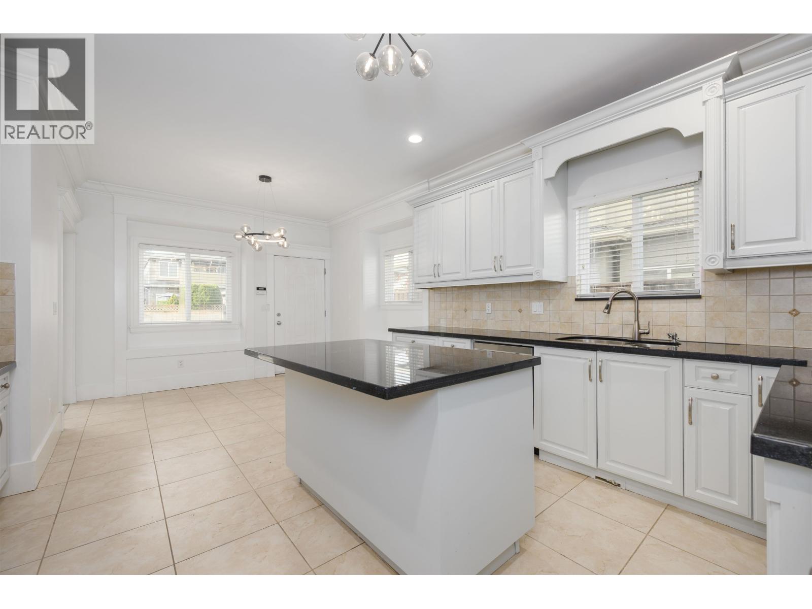 6806 Dunnedin Street, Burnaby, British Columbia  V5B 1Z2 - Photo 14 - R3069558