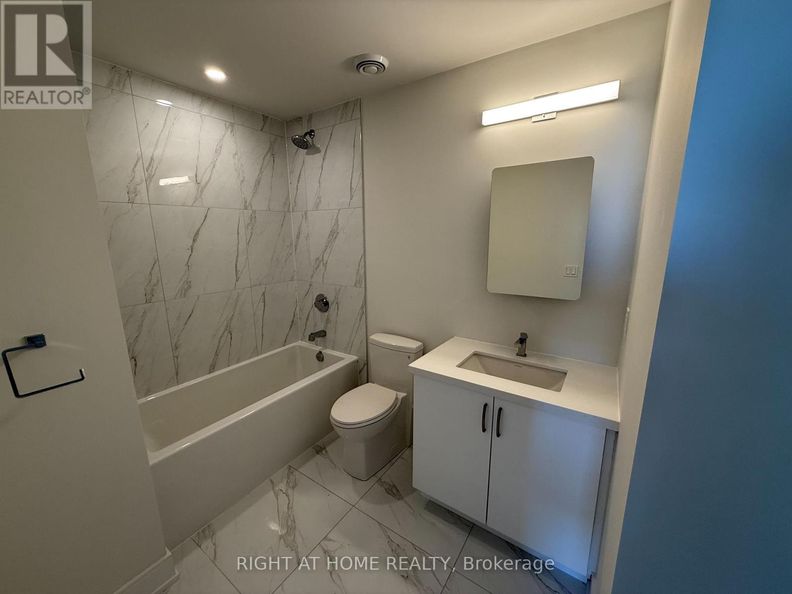 Ph03 - 15 Ellerslie Avenue, Toronto, Ontario  M2N 0E7 - Photo 13 - C12586898