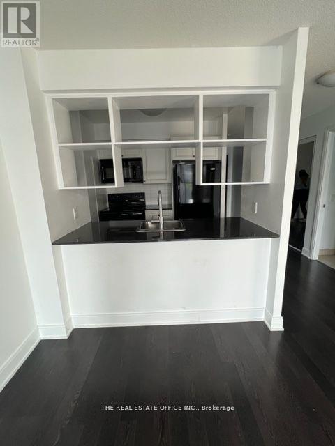 221 - 135 Village Green Square, Toronto, Ontario  M1S 0G4 - Photo 10 - E12586856