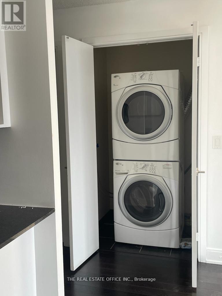 221 - 135 Village Green Square, Toronto, Ontario  M1S 0G4 - Photo 11 - E12586856