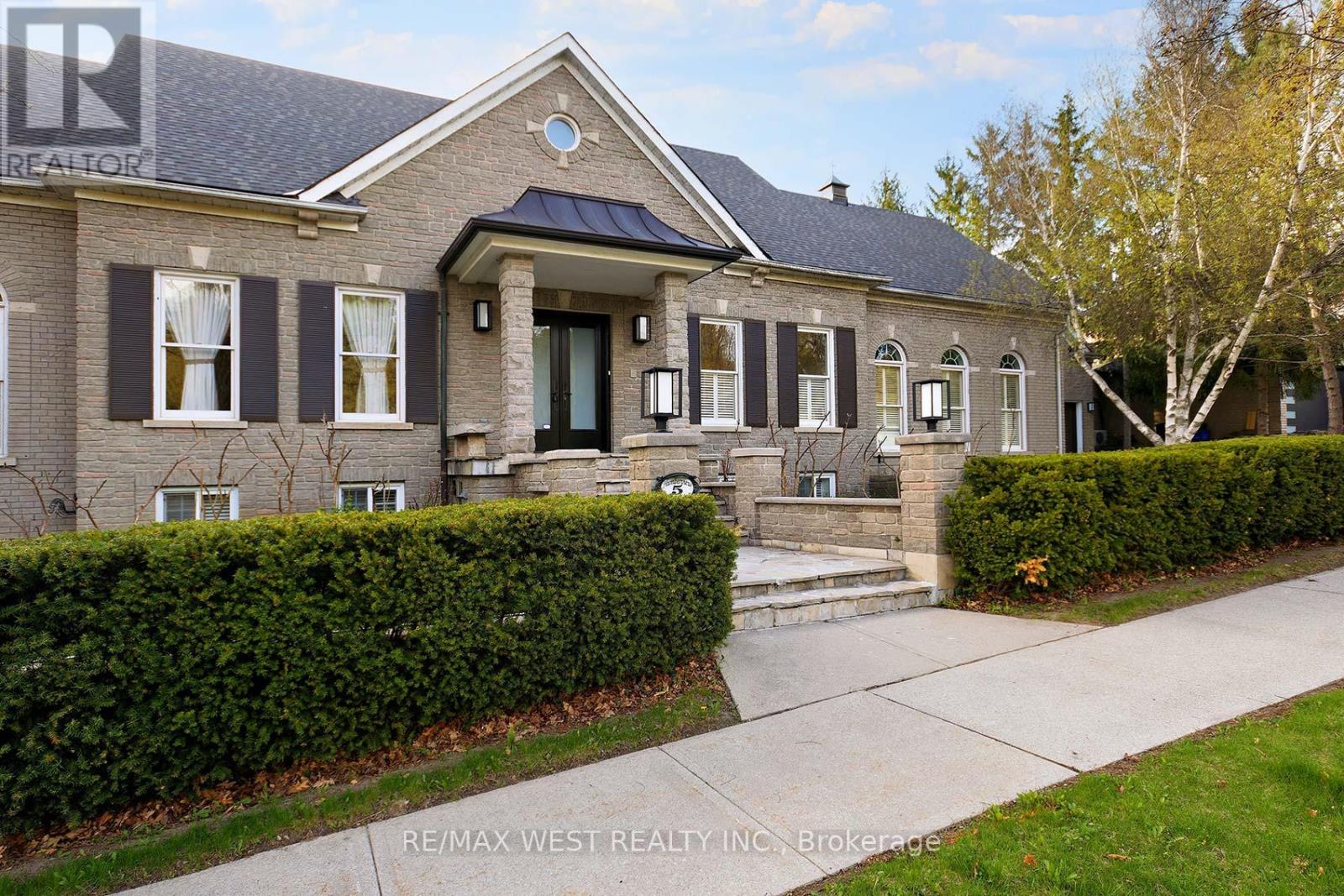 5 Humberview Drive, Vaughan, Ontario  L4H 1B1 - Photo 5 - N12586820