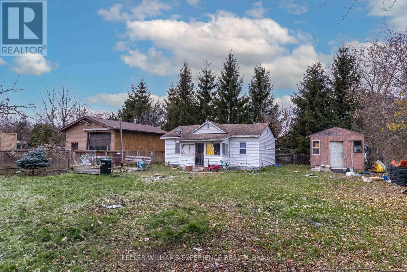 1024 Ewart Street N, Innisfil, Ontario L0L 1C0 - Photo 8 - N12586850