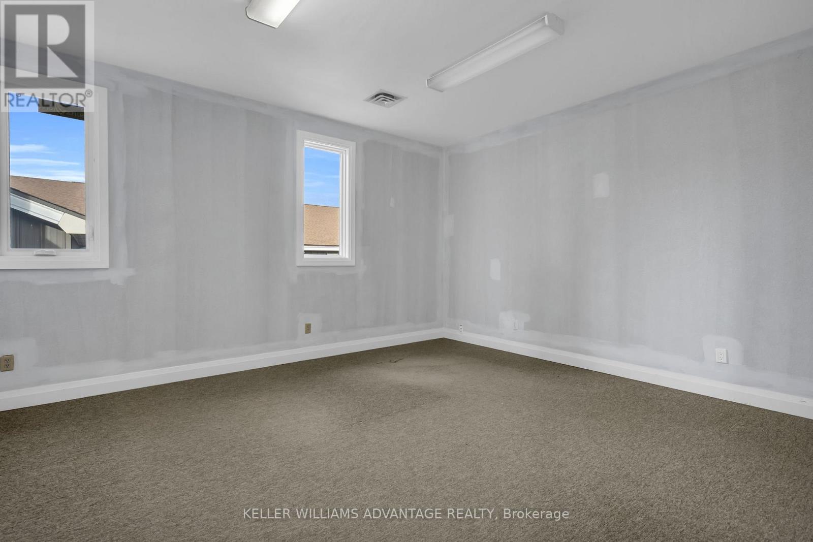 Suite 205 - 17250 Highway 27 Avenue, King, Ontario  L0G 1T0 - Photo 38 - N12586866