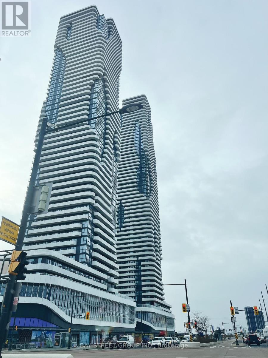 2912 - 8 Interchange Way, Vaughan, Ontario L4K 5Z7 - Photo 3 - N12586878