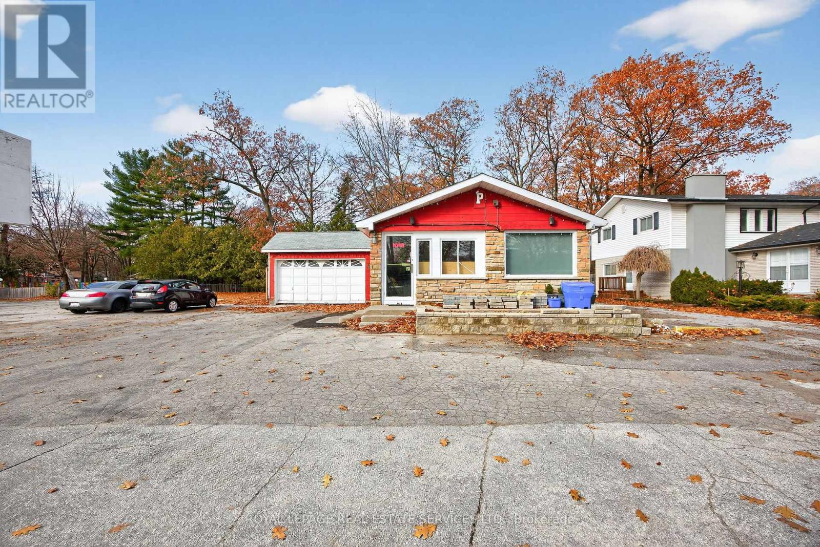 1048 MOSLEY STREET, Wasaga Beach, Ontario