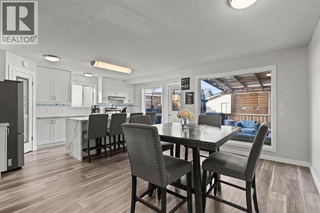 144 Inverness Rise Se, Calgary, Alberta  T2Z 2X1 - Photo 9 - A2267228