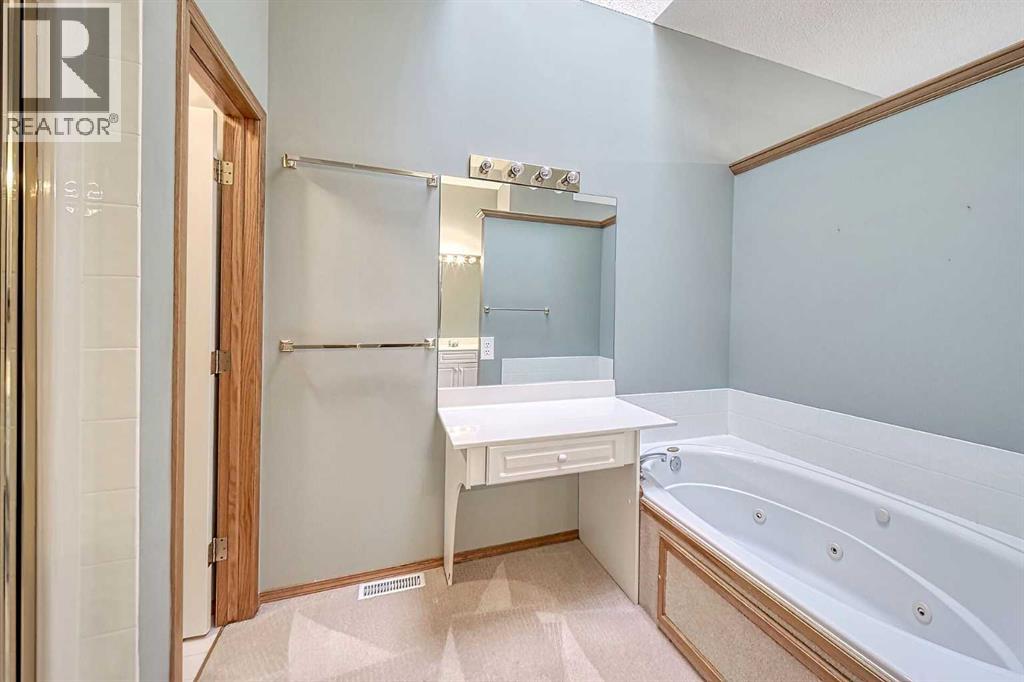 54 Eagleview Way, Cochrane, Alberta  T4C 1P6 - Photo 25 - A2272151