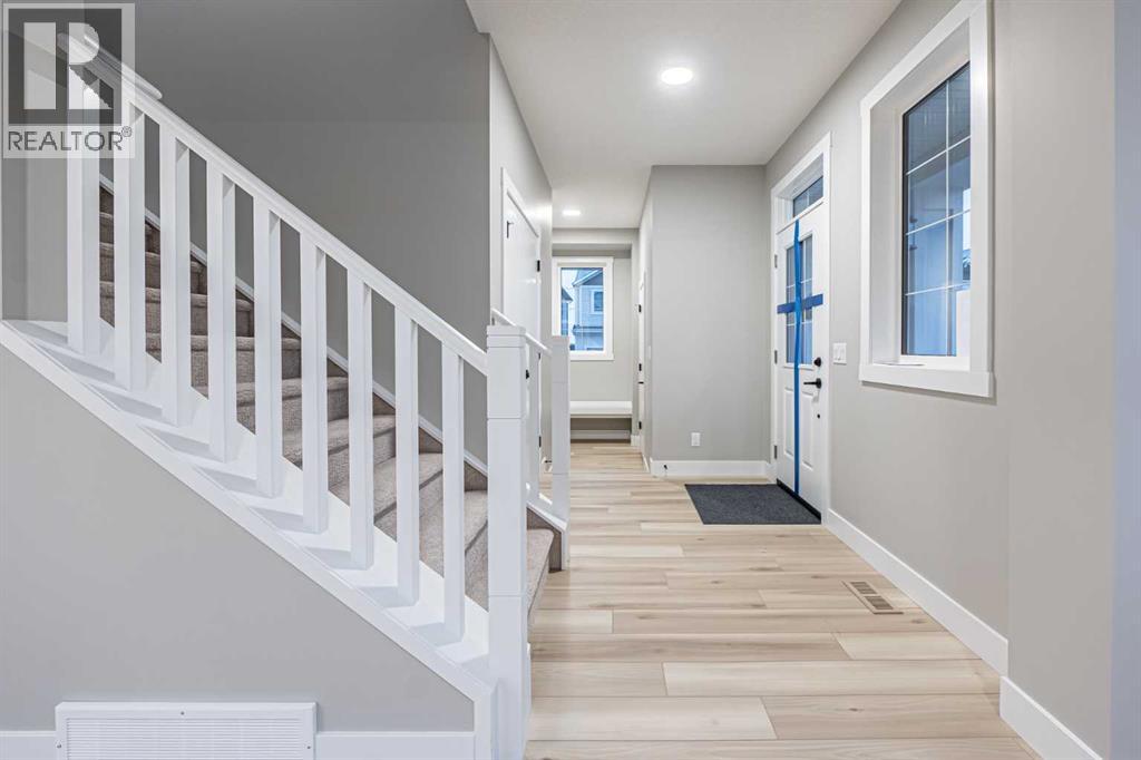 12 Cityside Crescent Ne, Calgary, Alberta  T3N 2N3 - Photo 10 - A2272830