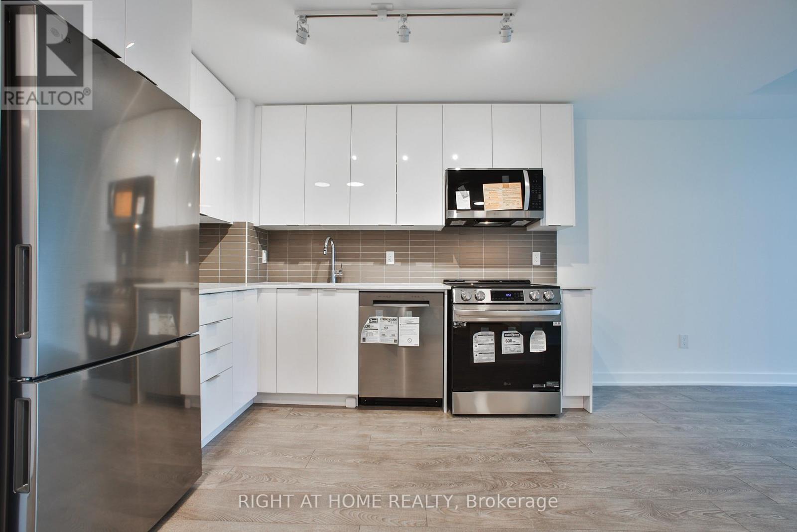 808 - 225 Malta Avenue, Brampton, Ontario  L6Y 6L6 - Photo 16 - W12586800