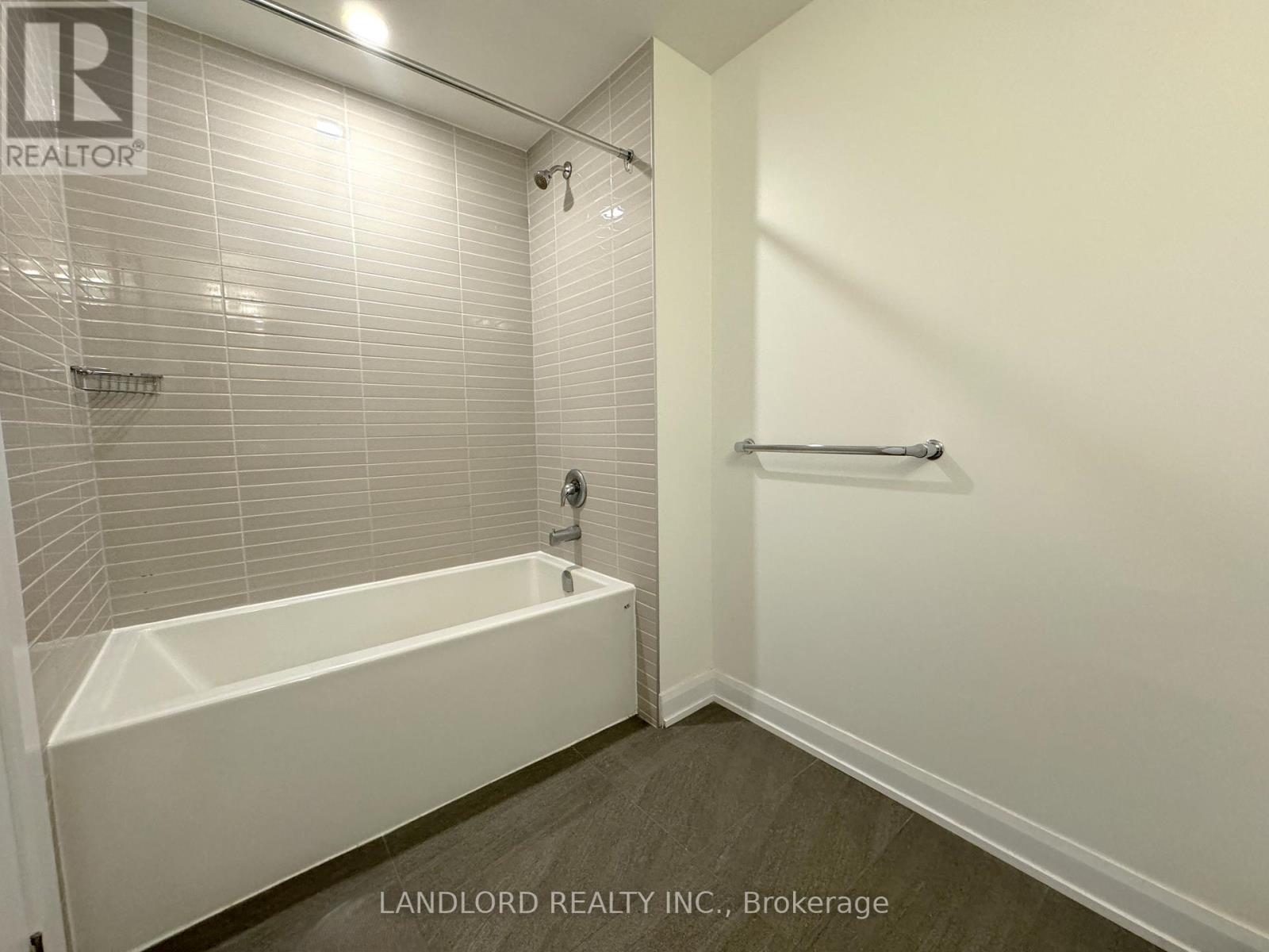 1304 - 3200 William Colston Avenue, Oakville, Ontario  L6H 7W6 - Photo 7 - W12586814