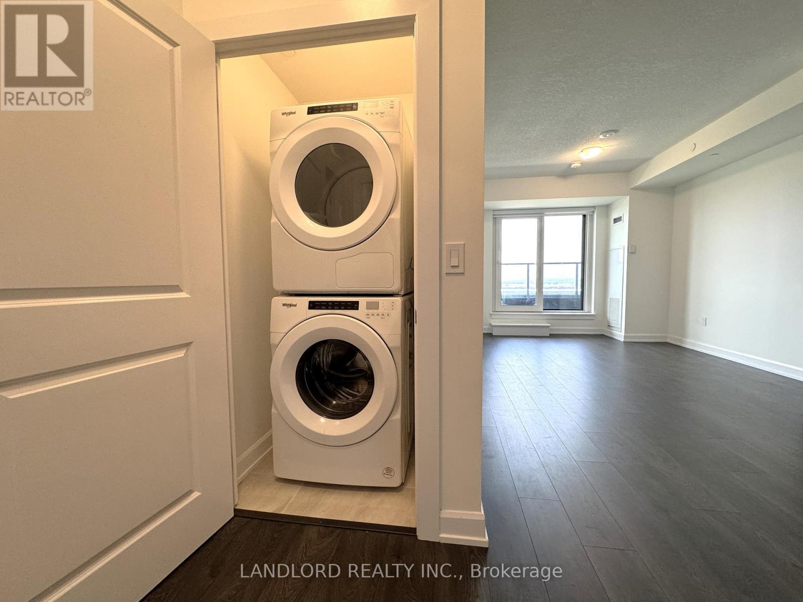 1304 - 3200 William Colston Avenue, Oakville, Ontario  L6H 7W6 - Photo 8 - W12586814