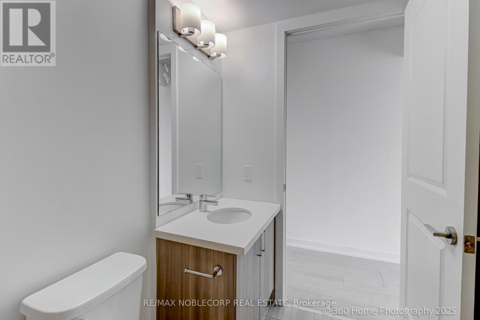 508 - 556 Marlee Avenue, Toronto, Ontario M6B 0B1 - Photo 15 - W12586852