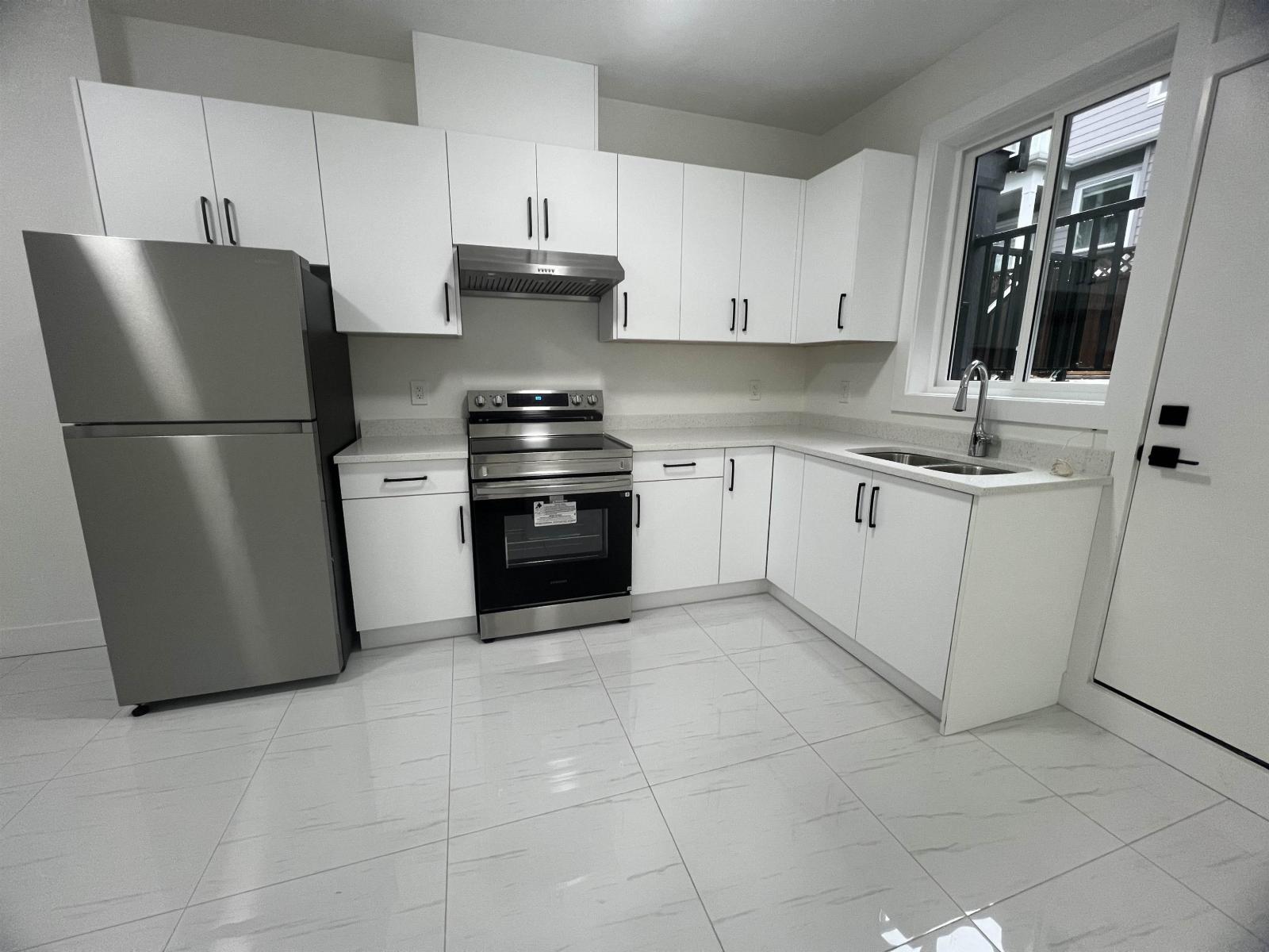 166xx 18a Avenue, Surrey, British Columbia V3Z 1A2 - Photo 9 - R3070957