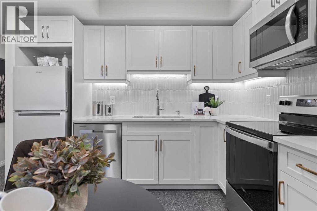 135 Huxland Road Ne, Calgary, Alberta  T2A 7X4 - Photo 7 - A2273169