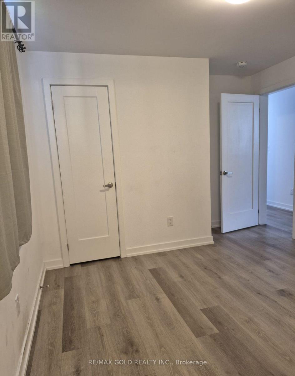 812 - 4263 Fourth Avenue, Niagara Falls, Ontario  L2E 0C3 - Photo 12 - X12586900