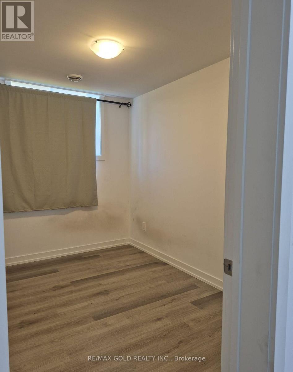 812 - 4263 Fourth Avenue, Niagara Falls, Ontario  L2E 0C3 - Photo 15 - X12586900