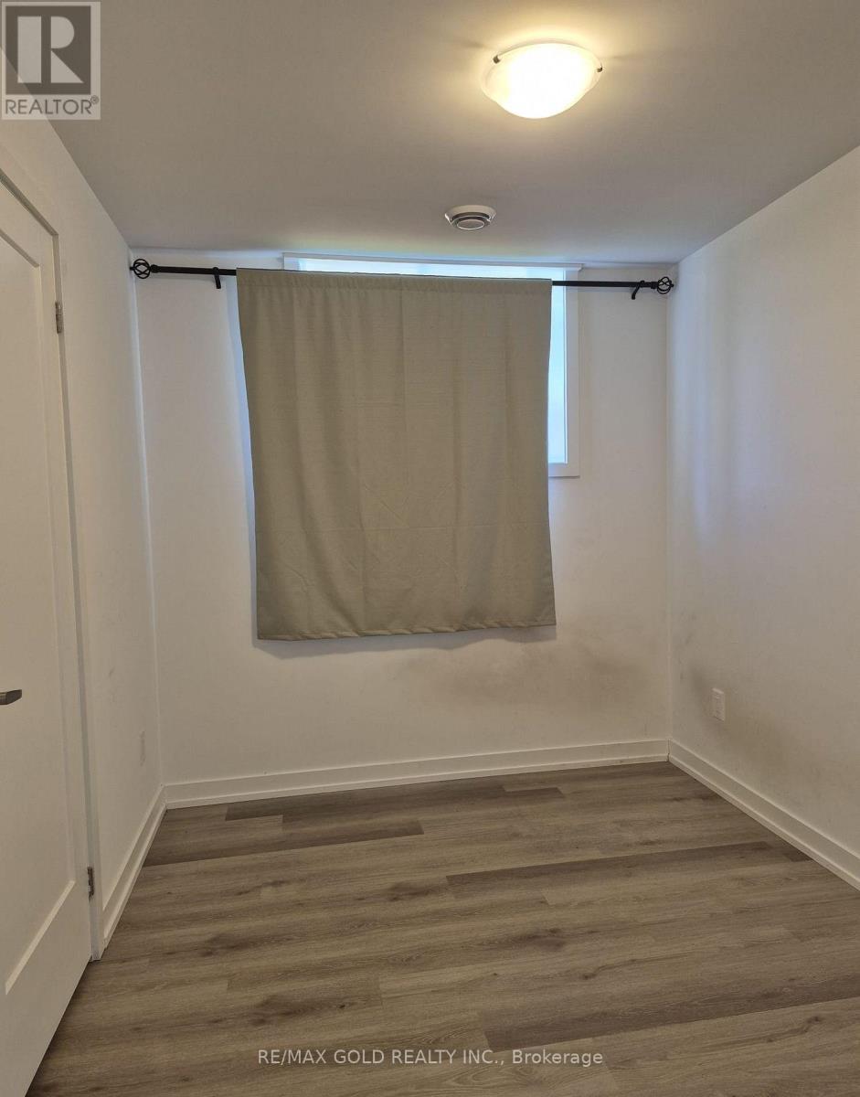 812 - 4263 Fourth Avenue, Niagara Falls, Ontario L2E 0C2 - Photo 13 - X12586904