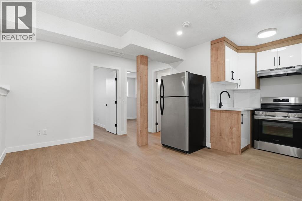 96 Falshire Drive Ne, Calgary, Alberta  T3J 3A3 - Photo 32 - A2273054