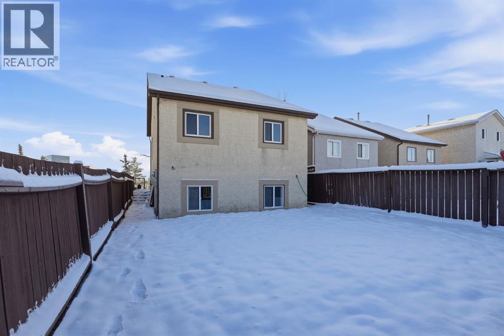 96 Falshire Drive Ne, Calgary, Alberta  T3J 3A3 - Photo 34 - A2273054