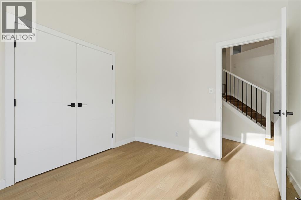 96 Falshire Drive Ne, Calgary, Alberta  T3J 3A3 - Photo 5 - A2273054