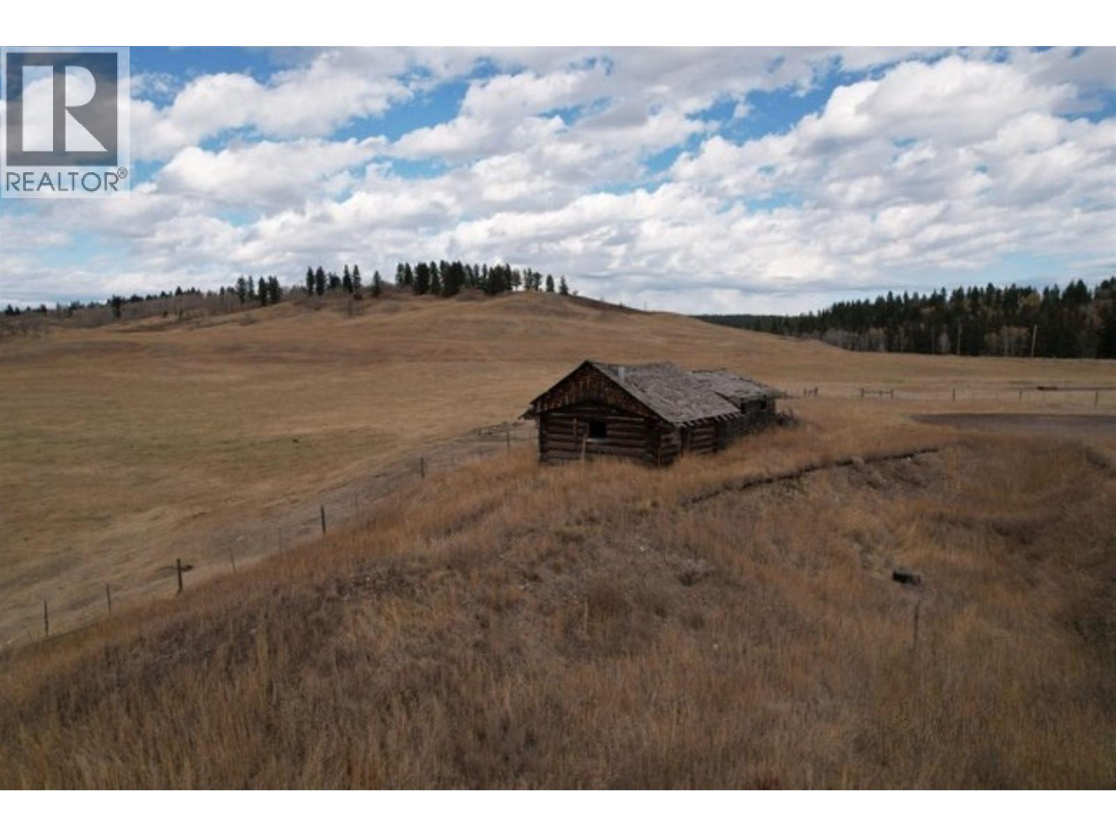 5503 Backvalley Road, 100 Mile House, British Columbia  V0K 2E1 - Photo 9 - C8074104