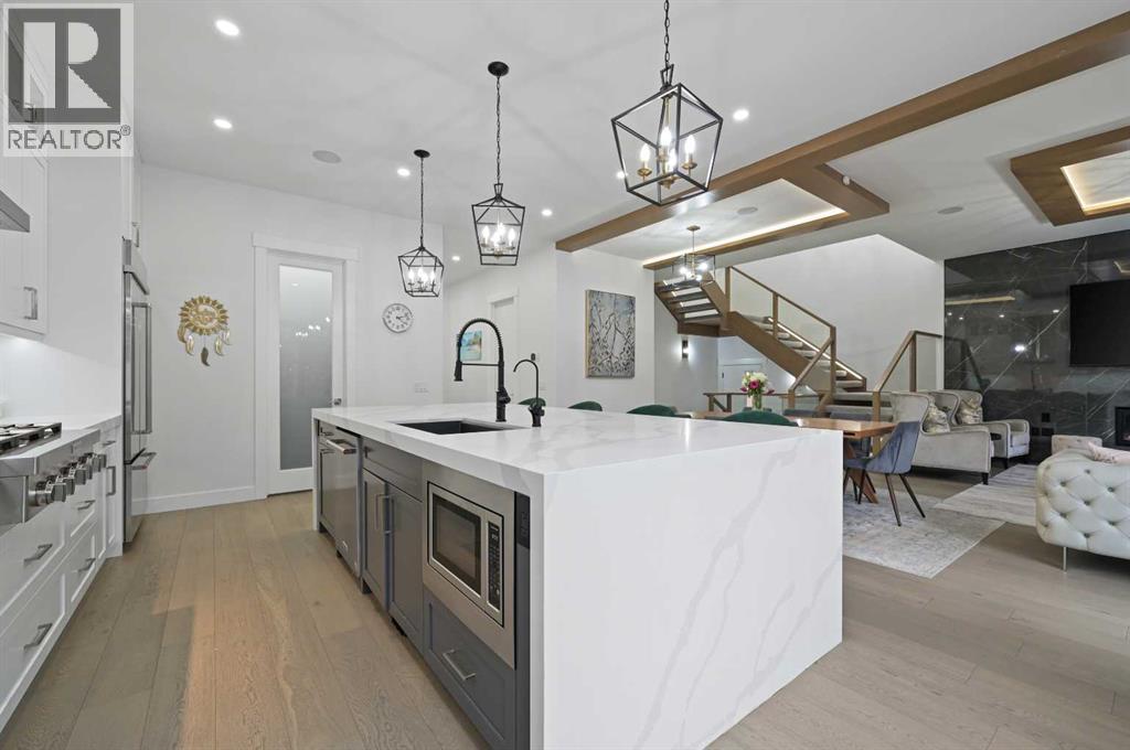 7250 Elkton Drive Sw, Calgary, Alberta  T3H 4Y7 - Photo 8 - A2268715