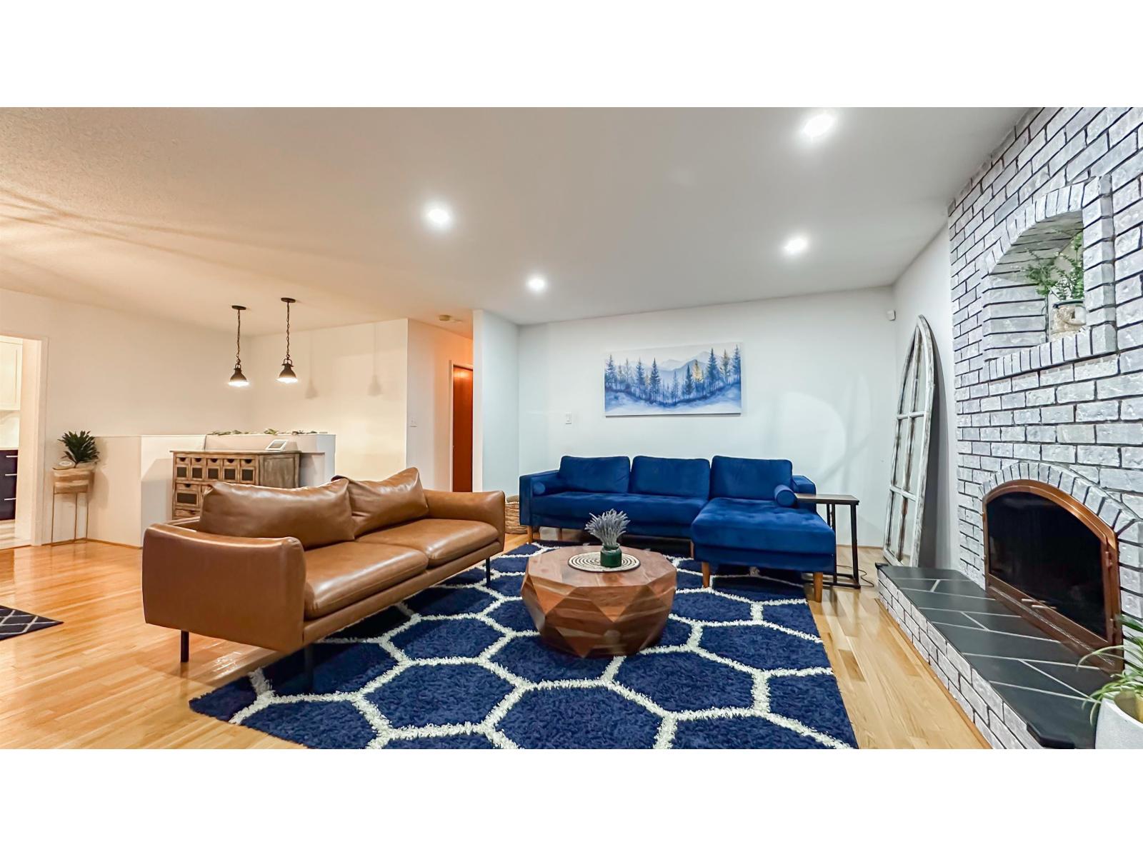 8594 Sunbury Place, Delta, British Columbia  V4C 3Y7 - Photo 4 - R3070798