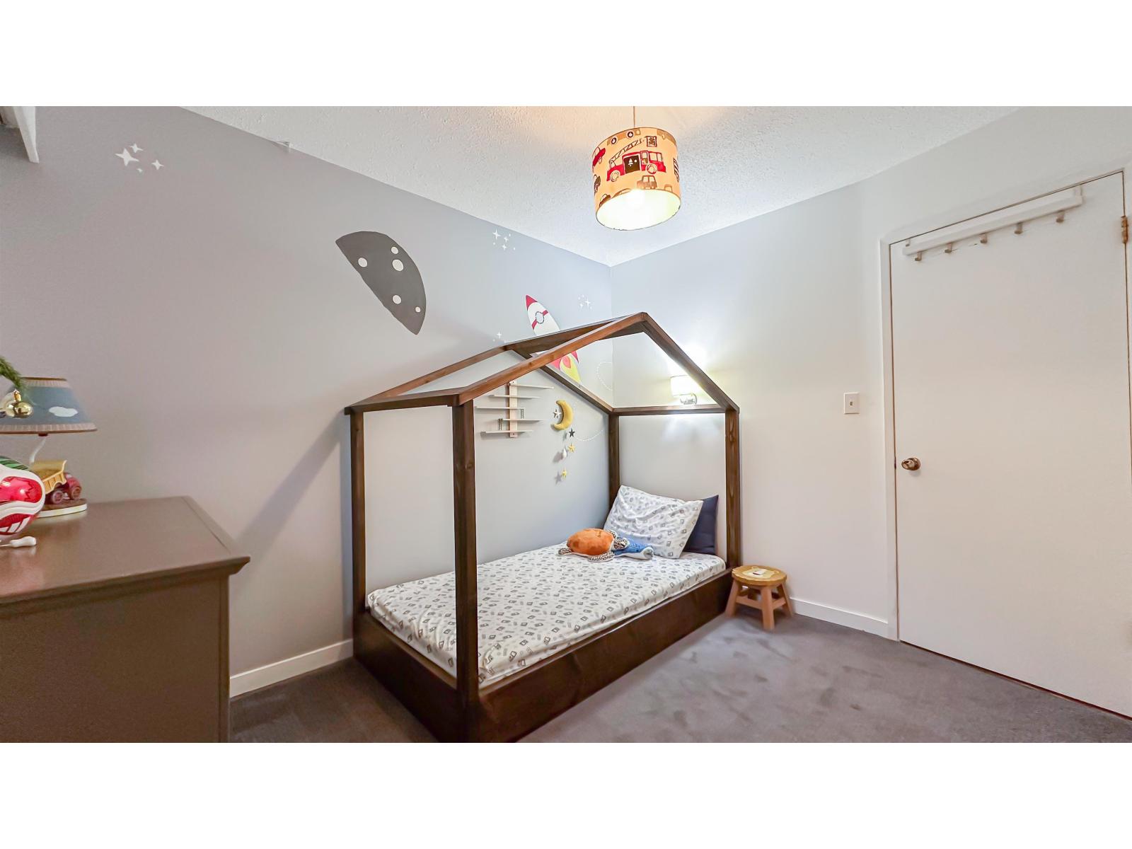 8594 Sunbury Place, Delta, British Columbia  V4C 3Y7 - Photo 17 - R3070798