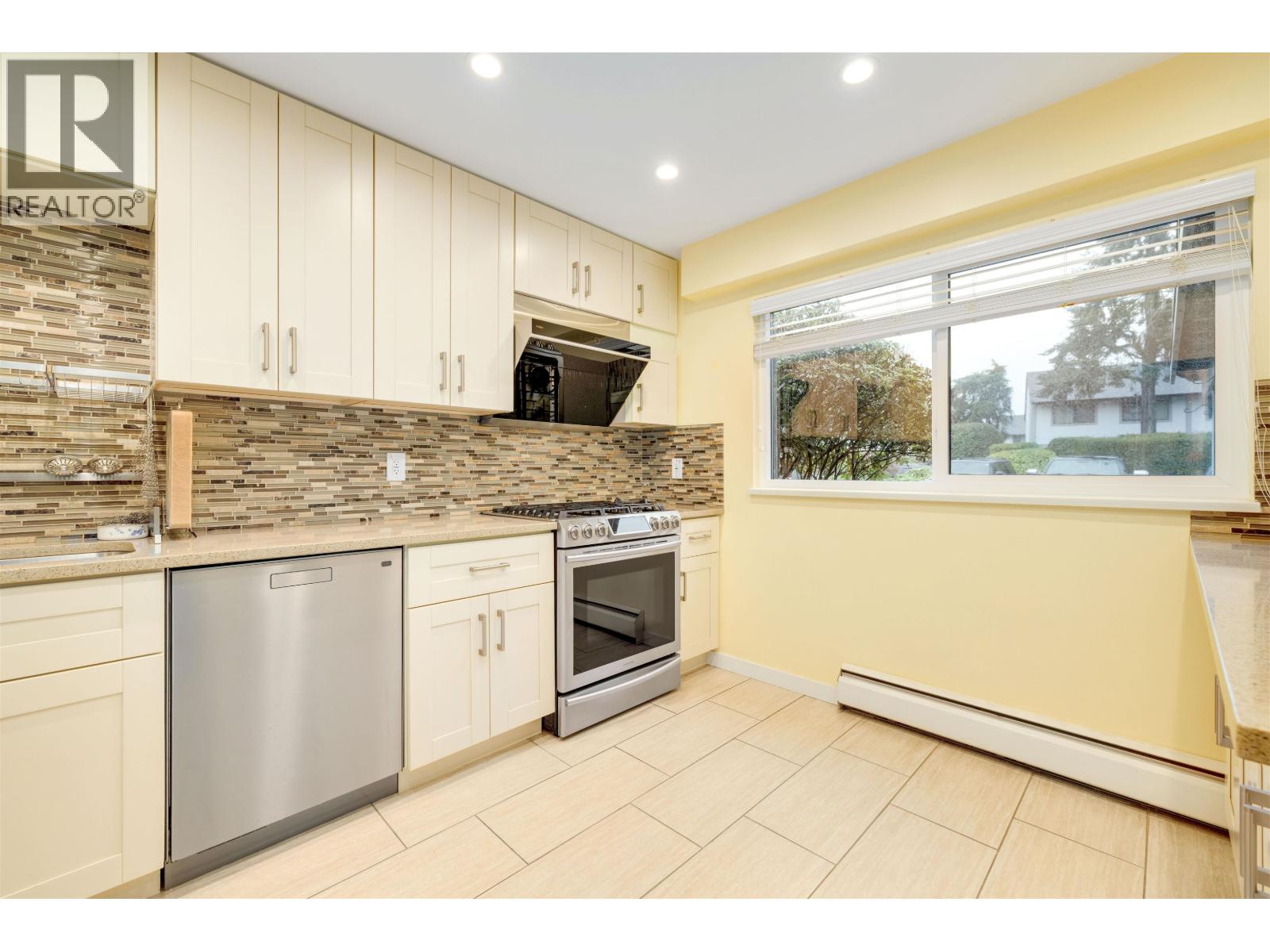 25 11551 Kingfisher Drive, Richmond, British Columbia  V7E 3N5 - Photo 7 - R3070855